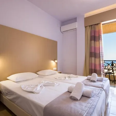 Atlantis Hotel 2*