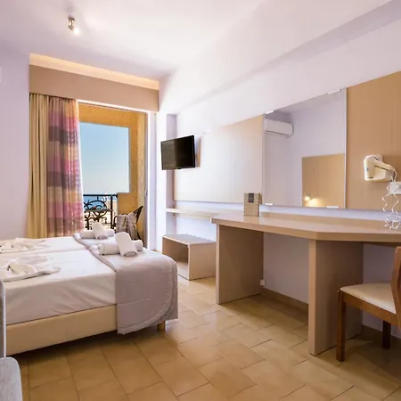 Hotel Atlantis 2*