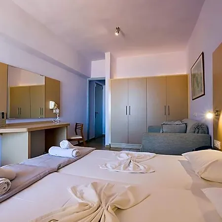 Atlantis Hotel 3*